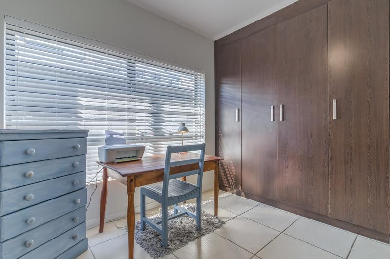To Let 3 Bedroom Property for Rent in Somerset West Western Cape